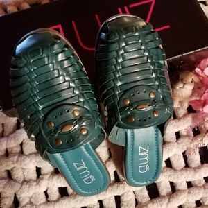 G. WIZ New Leather Weave Ziggy Huaraches